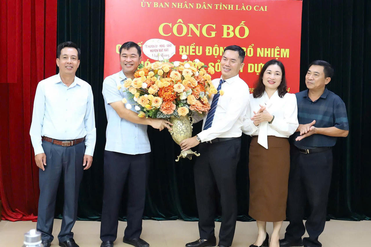 Lào Cai công bố quyết định bổ nhiệm cán bộ