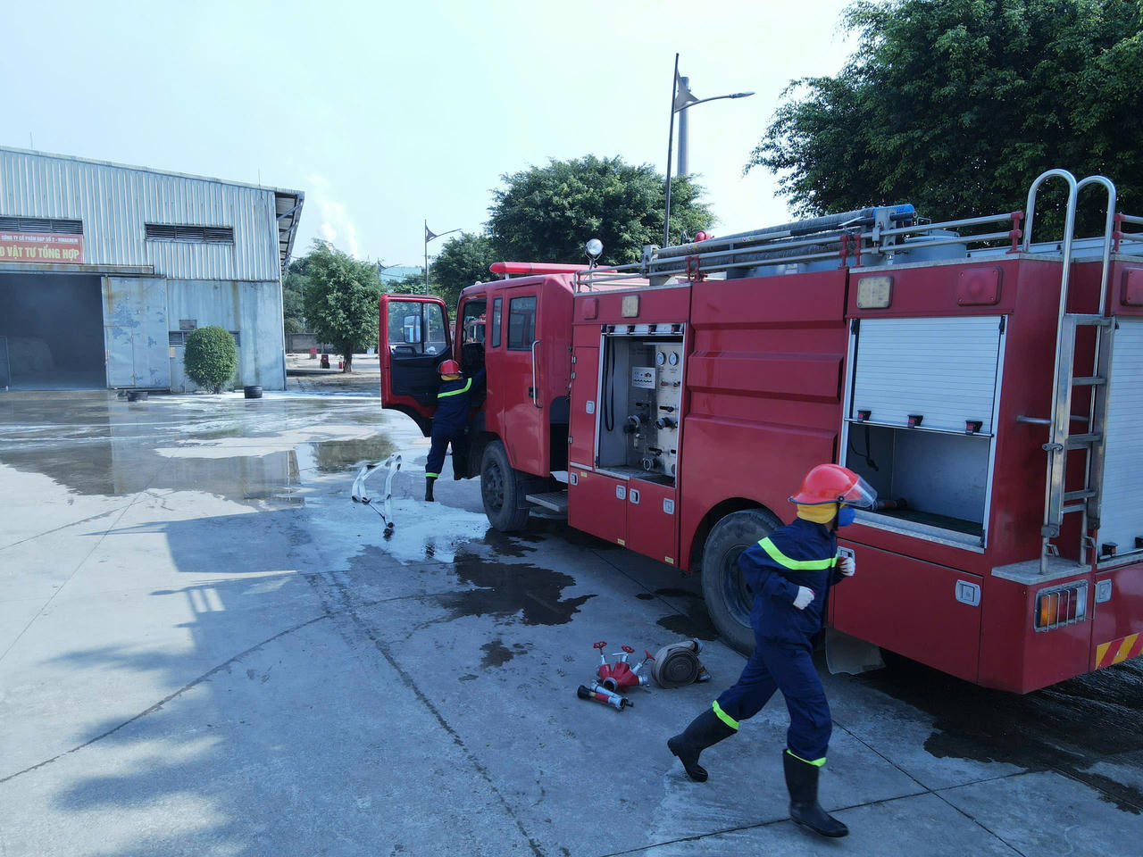 Diễn tập phòng ngừa, ứng phó sự cố hoá chất, cháy nổ và sự cố an toàn lao động 