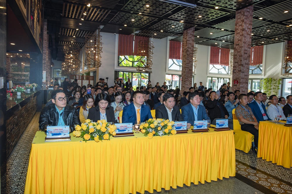 Chung tay kích cầu du lịch, 'hút khách' đến Sa Pa