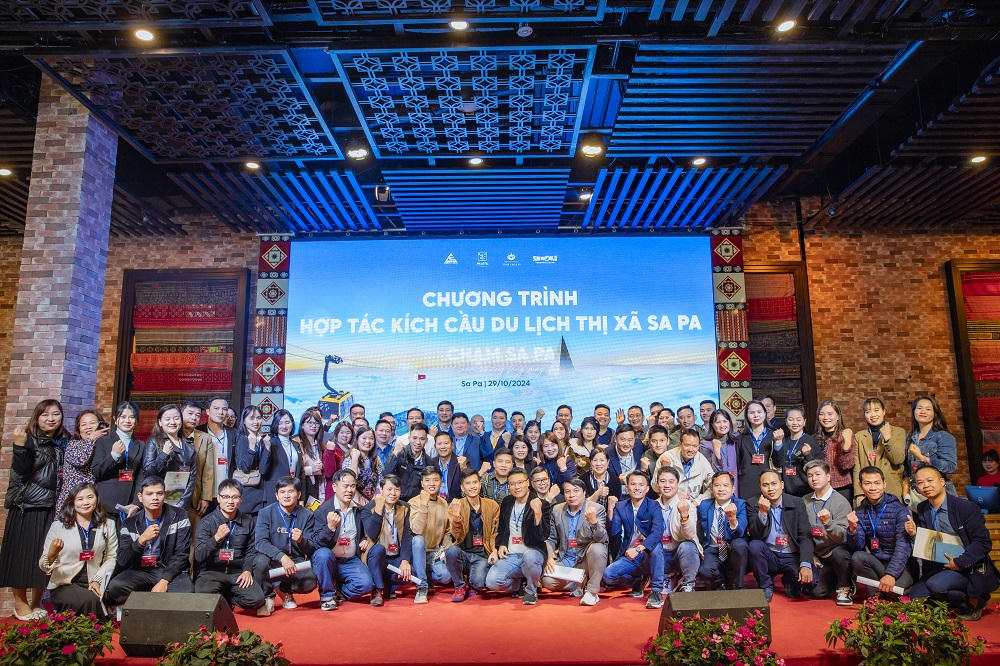 Chung tay kích cầu du lịch, 'hút khách' đến Sa Pa