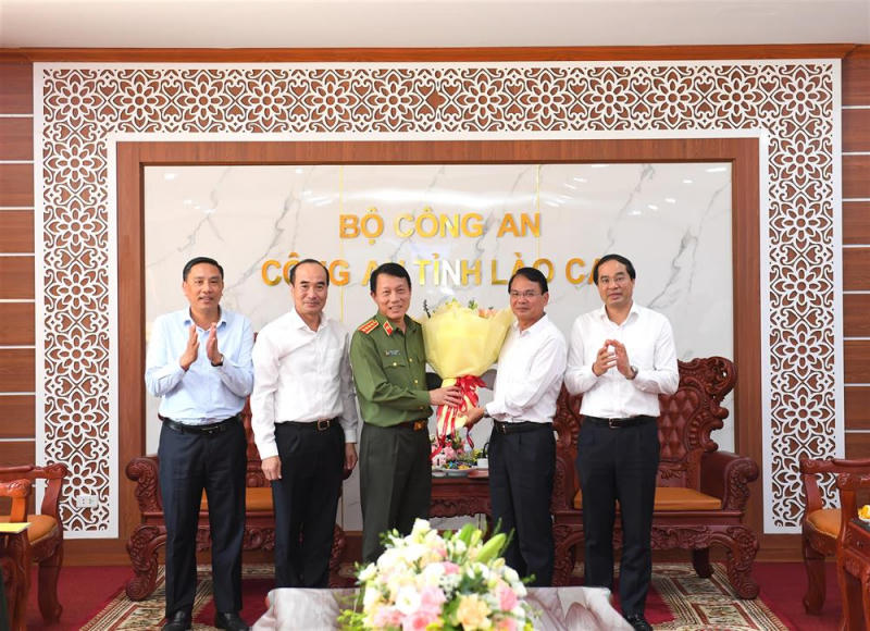 Bộ trưởng Bộ Công an Lương Tam Quang thăm và làm việc với Công an tỉnh Lào Cai