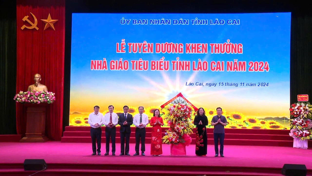 Tỉnh Lào Cai biểu dương gần 400 nhà giáo tiêu biểu, xuất sắc trong năm học 2023 - 2024