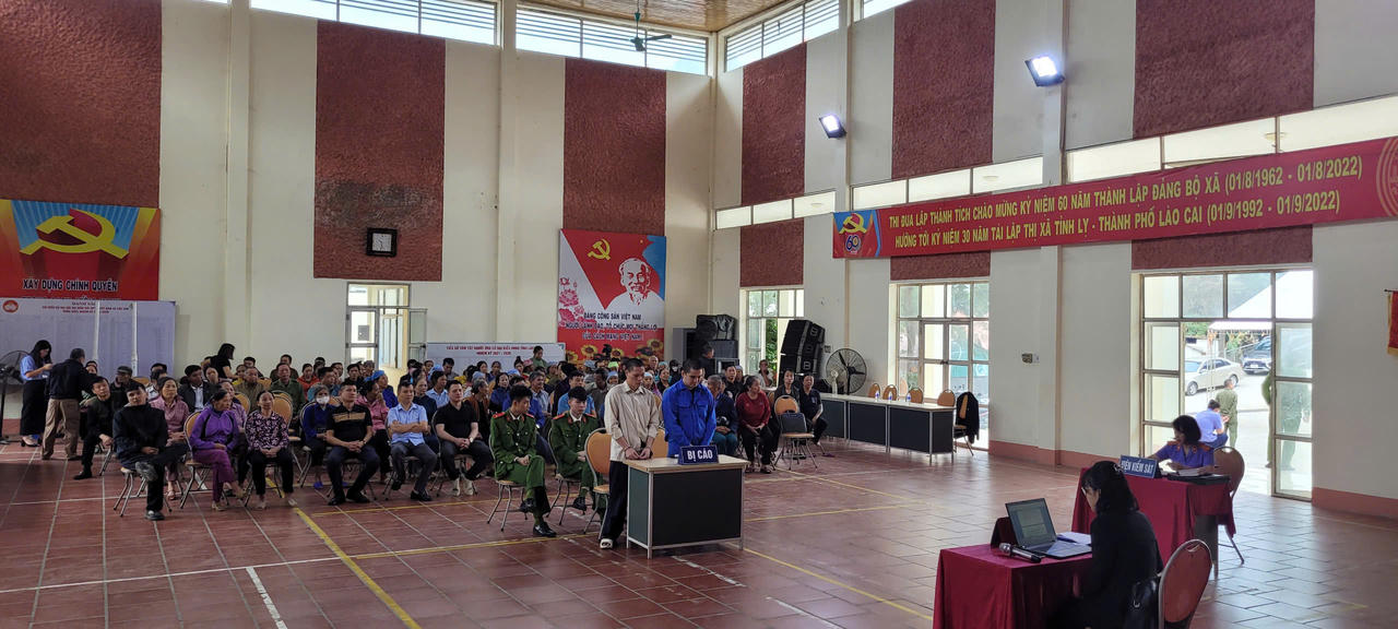 Xét xử lưu động 2 vụ án hình sự về ma túy tại xã Cốc San