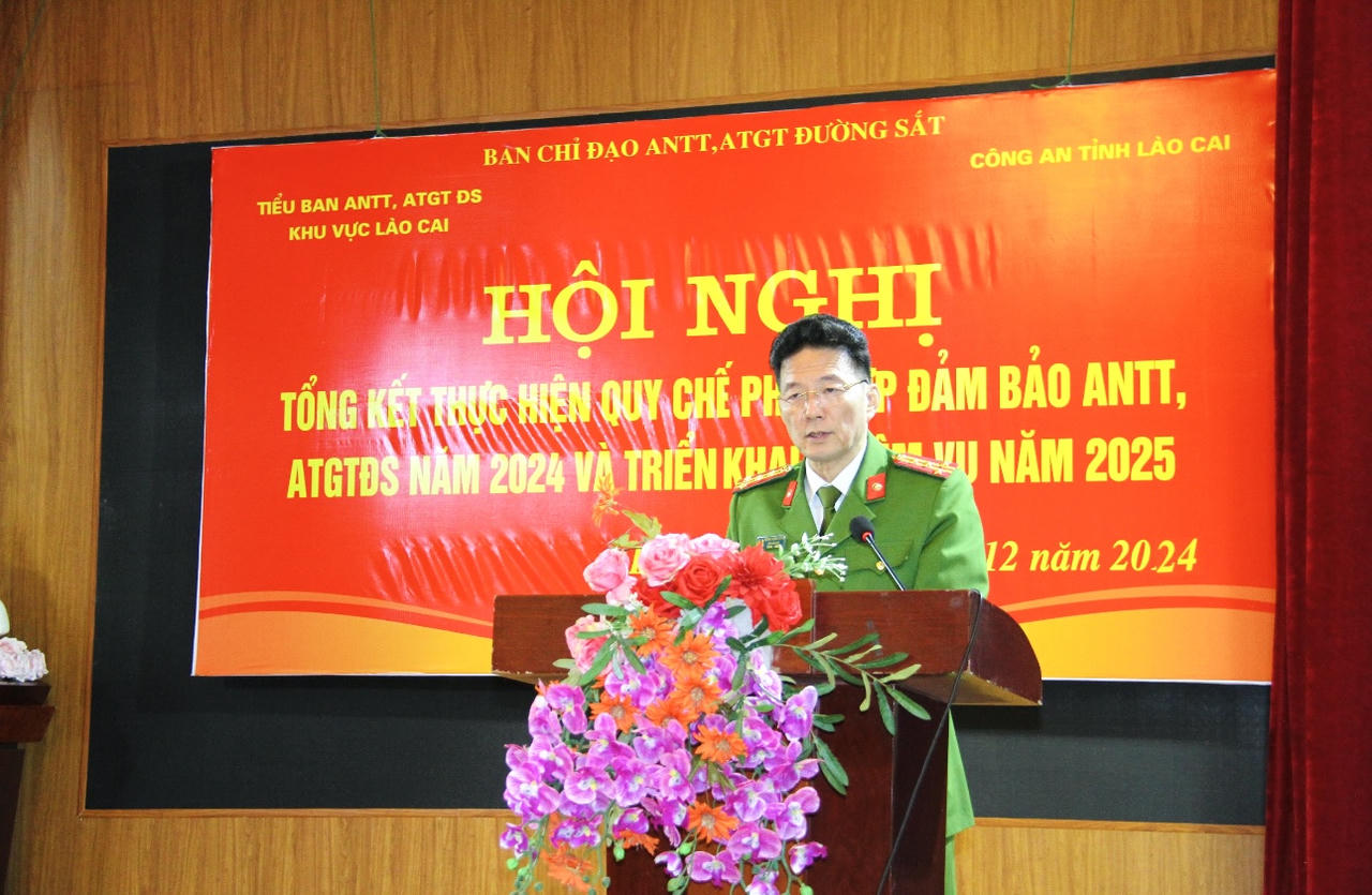 Lào Cai: Tổng kết công tác bảo đảm ANTT, ATGT đường sắt năm 2024