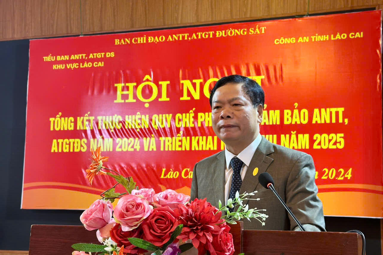 Lào Cai: Tổng kết công tác bảo đảm ANTT, ATGT đường sắt năm 2024