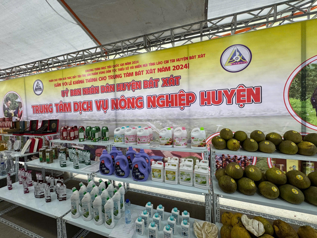 Thúc đẩy tiêu thụ sản phẩm vùng dân tộc thiểu số và miền núi ở Lào Cai