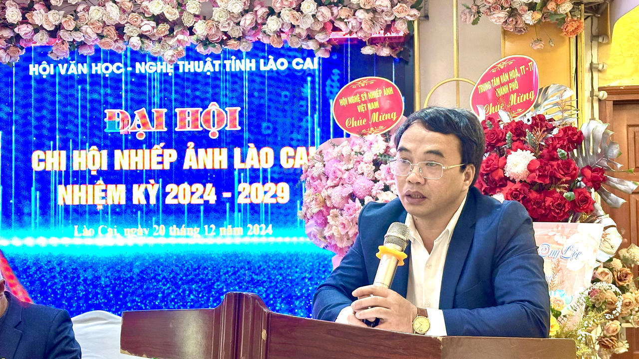 Nghệ sỹ nhiếp ảnh Phạm Gia Chiến tái đắc cử Chi hội trưởng Chi hội Nhiếp ảnh Lào Cai 