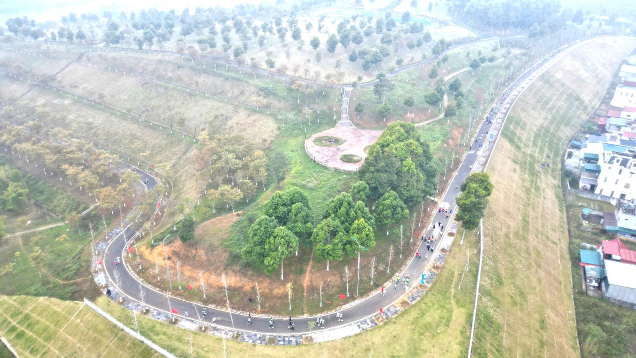 Hơn 1.000 người tham gia Giải Marathon Lai Châu năm 2024