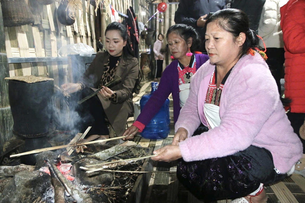 Ấn tượng không gian văn hóa các dân tộc ở Lai Châu