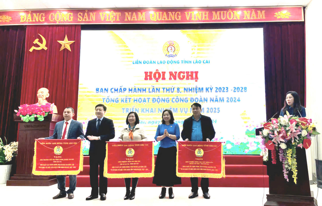 Công đoàn Lào Cai tiếp tục đổi mới trong công tác chăm lo cho người lao động