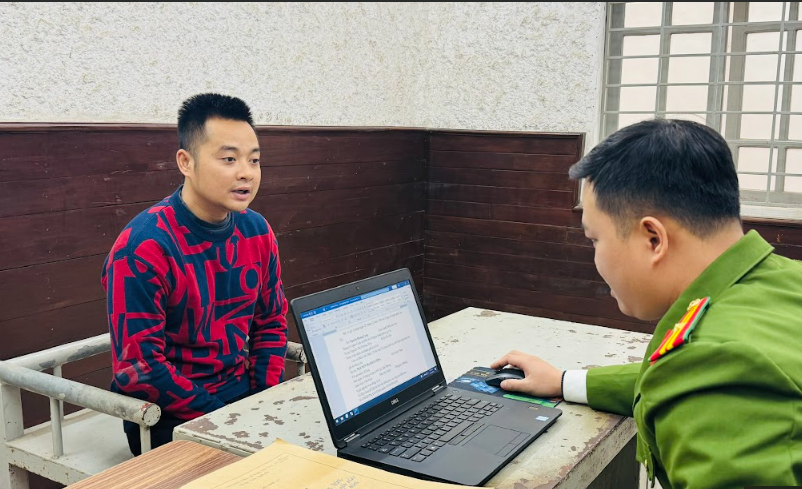 Bắt nhóm người cho vay lãi nặng liên tỉnh với lãi suất đến 365%/năm