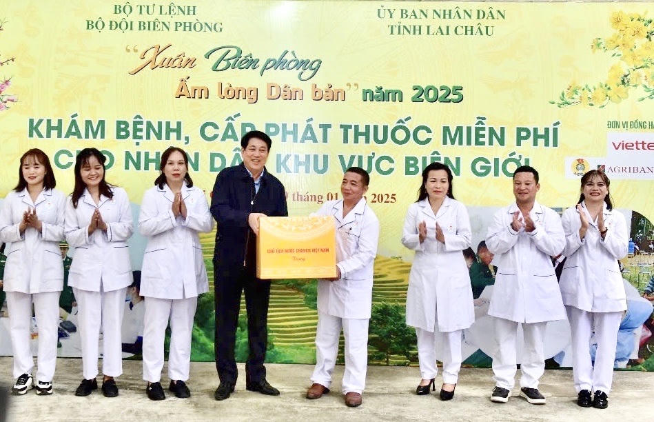 Chủ tịch nước Lương Cường thăm, chúc tết tại Lai Châu