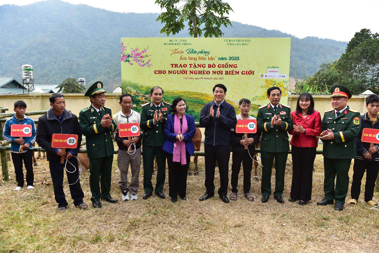 Chủ tịch nước Lương Cường thăm, chúc tết tại Lai Châu