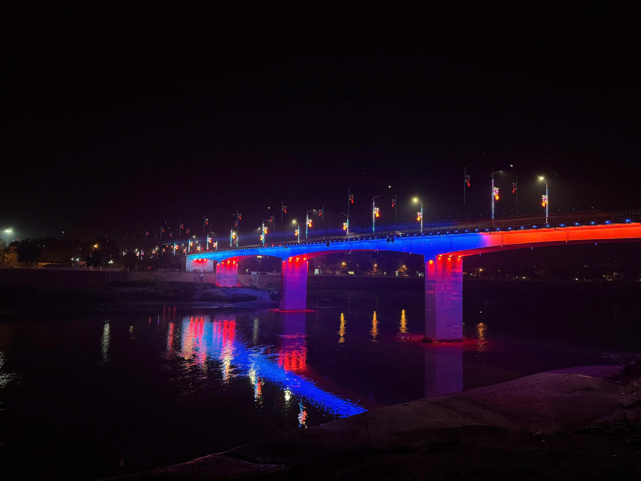 "Thay áo" cho cầu Phố Mới - Điểm nhấn hạ tầng tại Lào Cai