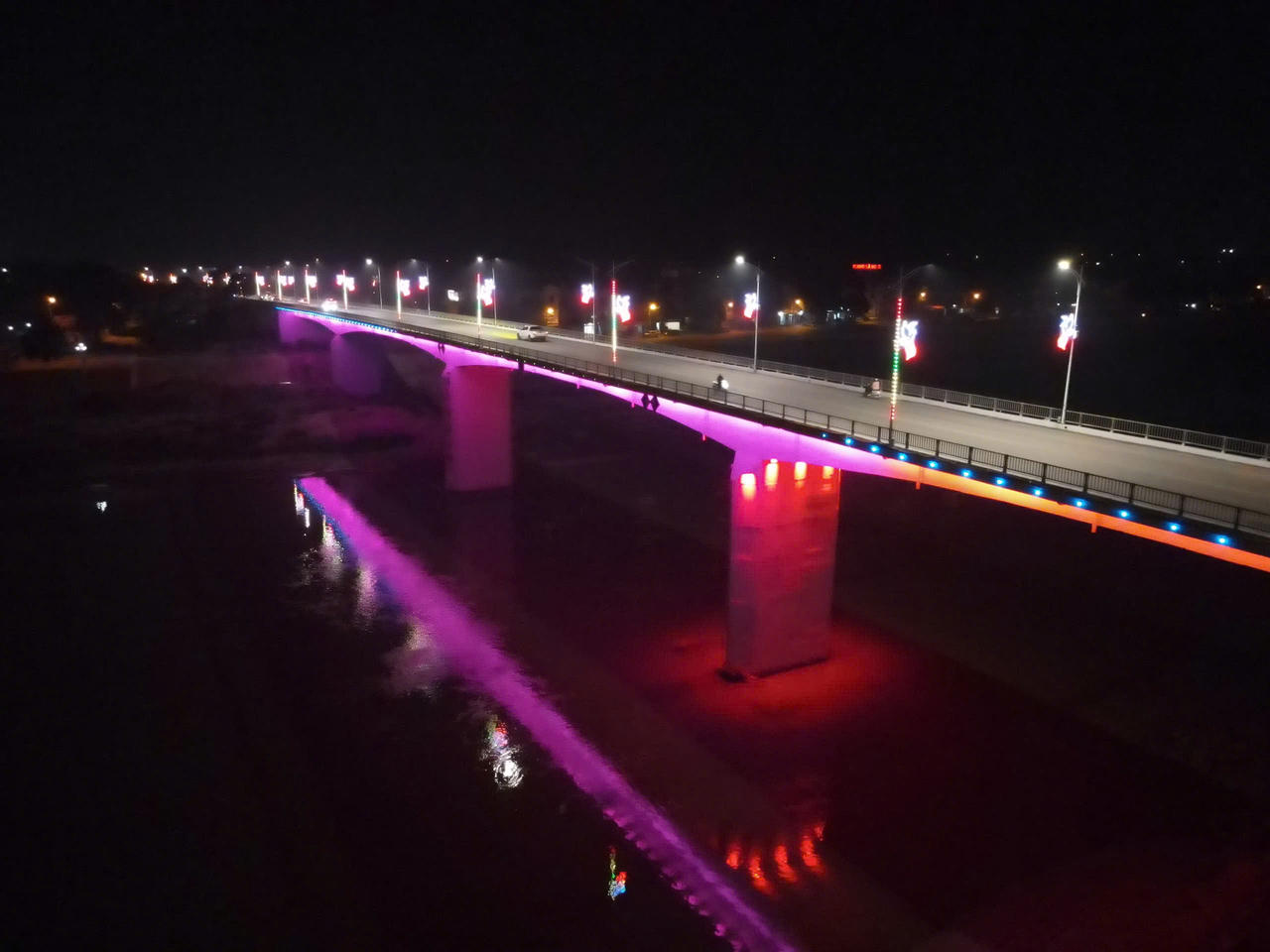 "Thay áo" cho cầu Phố Mới - Điểm nhấn hạ tầng tại Lào Cai