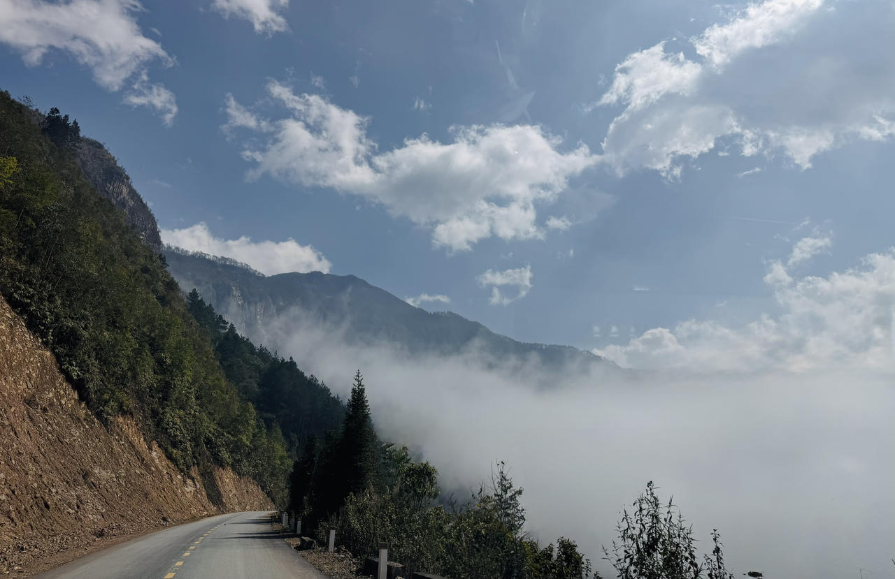 Ngắm biển mây Y Tý đầu năm mới 