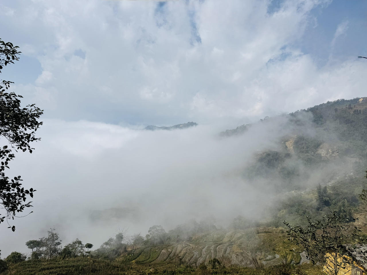 Ngắm biển mây Y Tý đầu năm mới 