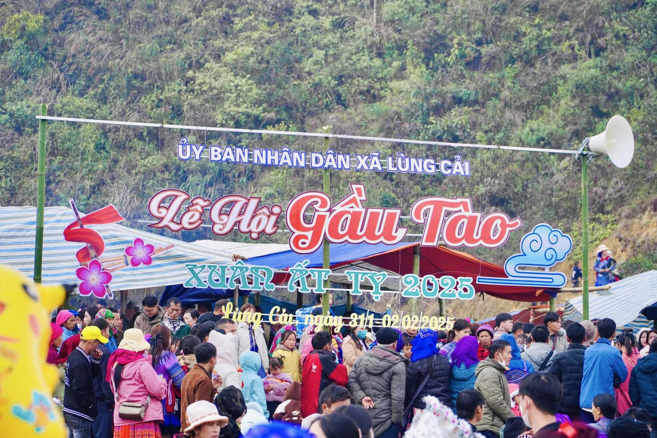 Lễ hội Gầu Tào - sắc đẹp văn hoá vùng cao