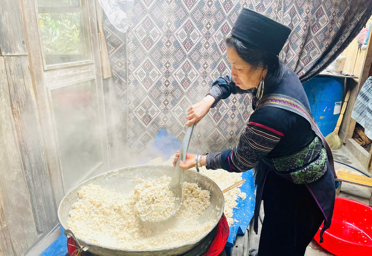 Bản Cát Cát - Điểm du xuân lý tưởng cho du khách yêu thích khám phá bản sắc Dân tộc