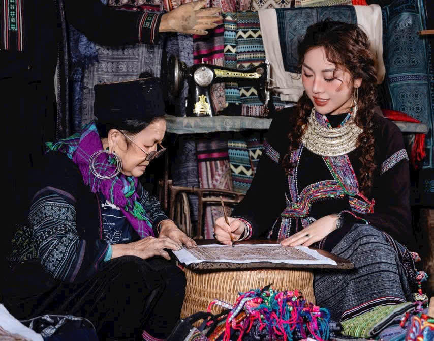 Bản Cát Cát - Điểm du xuân lý tưởng cho du khách yêu thích khám phá bản sắc Dân tộc