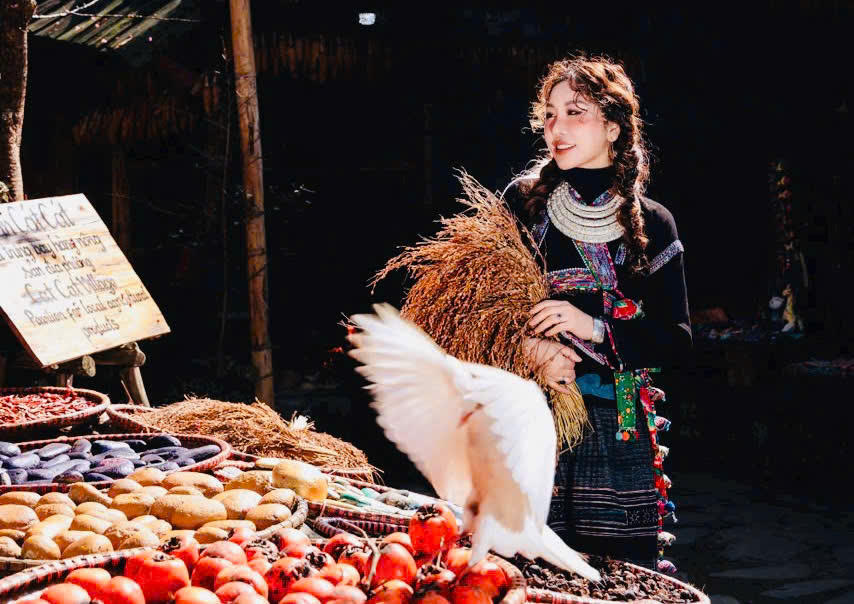 Bản Cát Cát - Điểm du xuân lý tưởng cho du khách yêu thích khám phá bản sắc Dân tộc