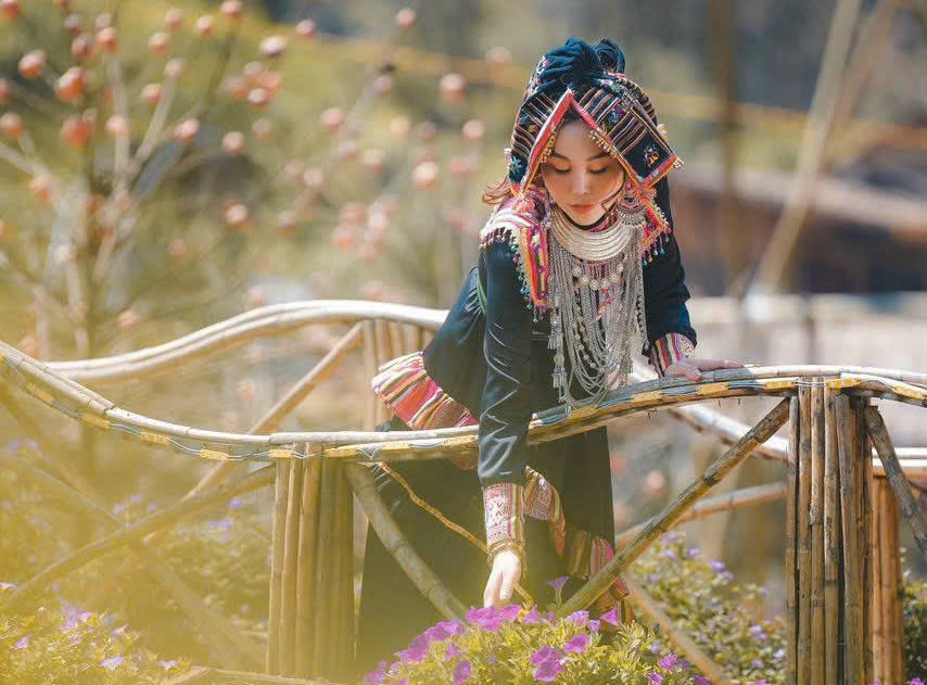 Bản Cát Cát - Điểm du xuân lý tưởng cho du khách yêu thích khám phá bản sắc Dân tộc