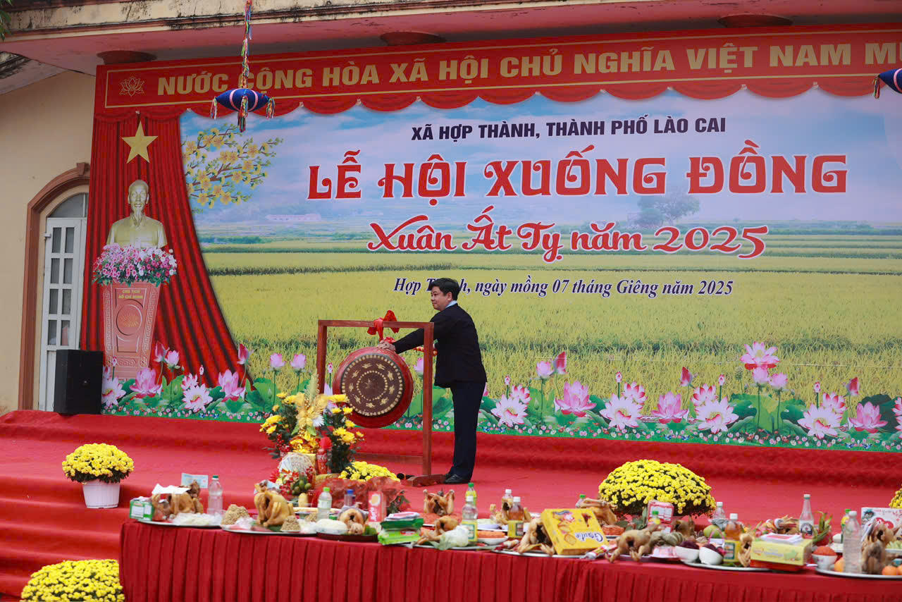 Sôi nổi không khí lễ hội đầu năm tại tỉnh Lào Cai