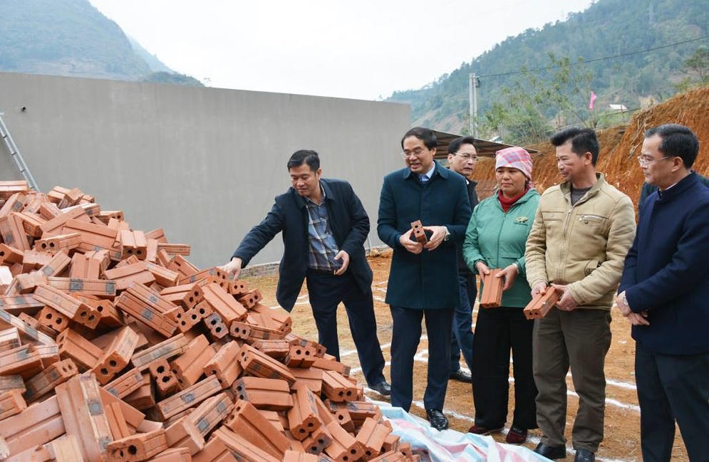 Bí thư Tỉnh ủy Lào Cai Trịnh Xuân Trường dự Lễ ra quân xoá nhà tạm, nhà dột nát tại huyện Bát Xát