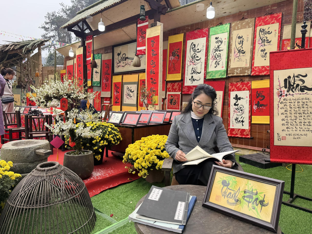 Không gian văn hóa Việt tại Lễ hội Đền Thượng Lào Cai thu hút đông đảo du khách