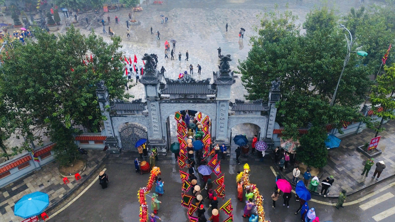 Tưng bừng lễ rước kiệu, Khai hội Đền Cô Tân An năm 2025