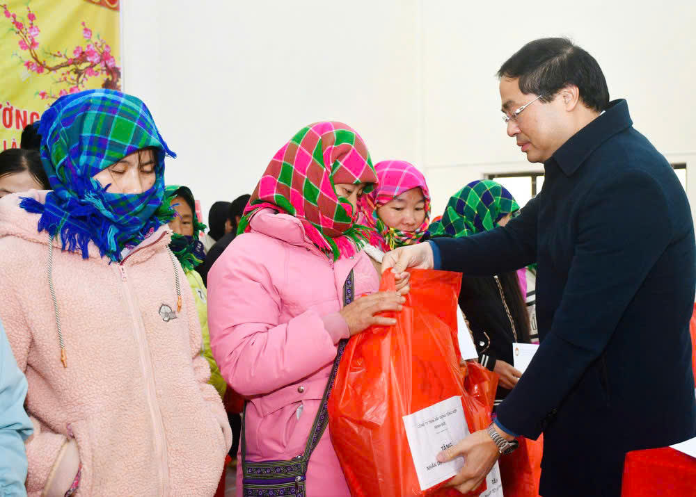 Lào Cai vững tin bước vào kỉ nguyên mới