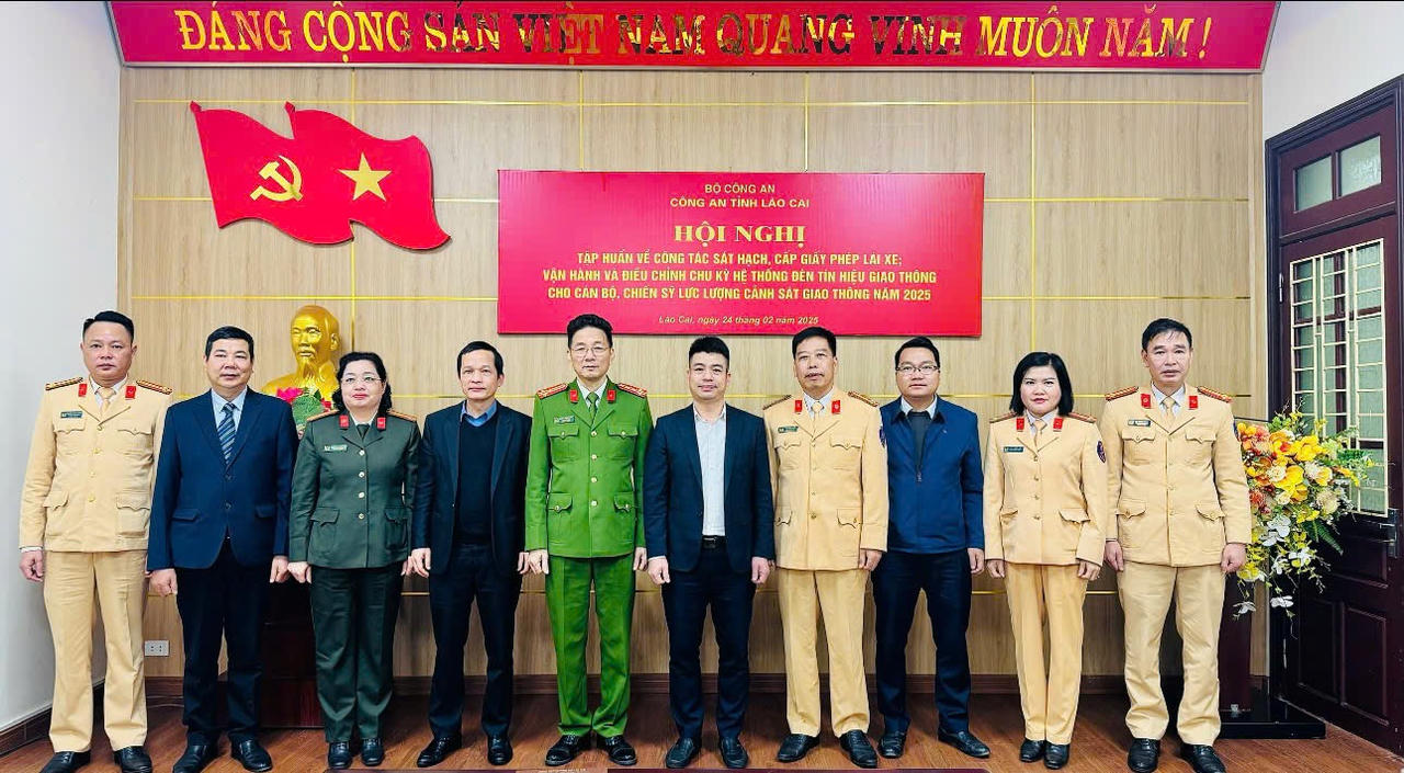 Lào Cai: Tập huấn công tác sát hạch, cấp giấy phép lái xe và vận hành hệ thống đèn tín hiệu giao thông