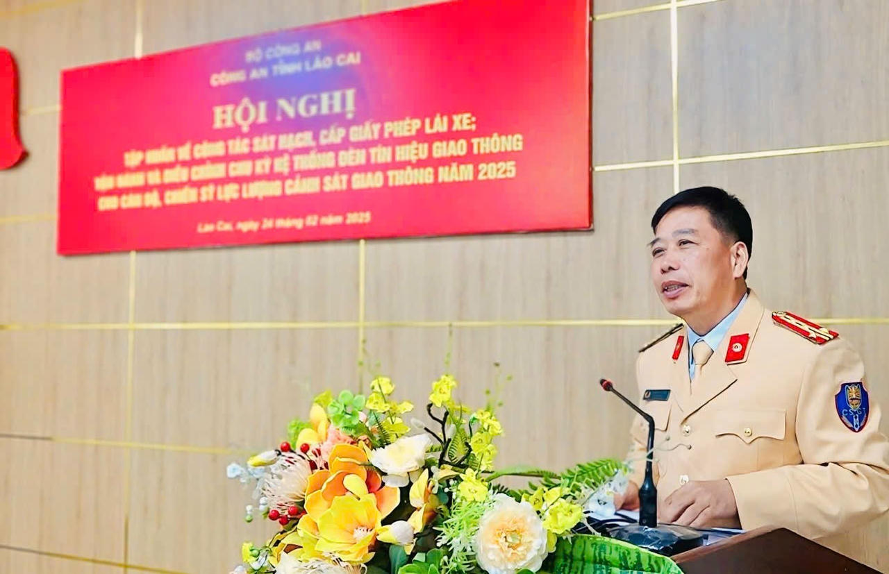 Lào Cai: Tập huấn công tác sát hạch, cấp giấy phép lái xe và vận hành hệ thống đèn tín hiệu giao thông
