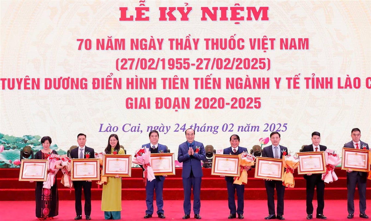 Ngành Y tế Lào Cai phấn đấu vươn lên, dẫn đầu các tỉnh vùng Tây Bắc