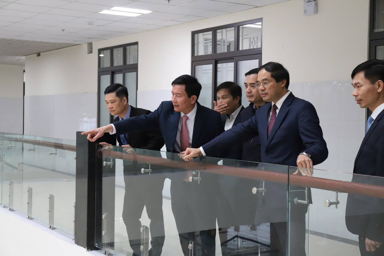 Ngành Y tế Lào Cai phấn đấu vươn lên, dẫn đầu các tỉnh vùng Tây Bắc