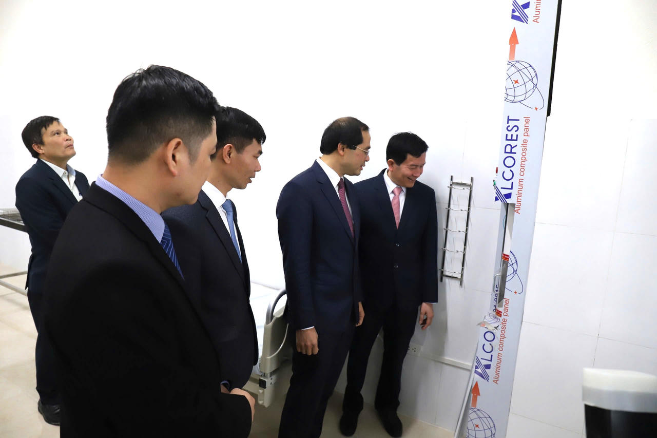 Ngành Y tế Lào Cai phấn đấu vươn lên, dẫn đầu các tỉnh vùng Tây Bắc