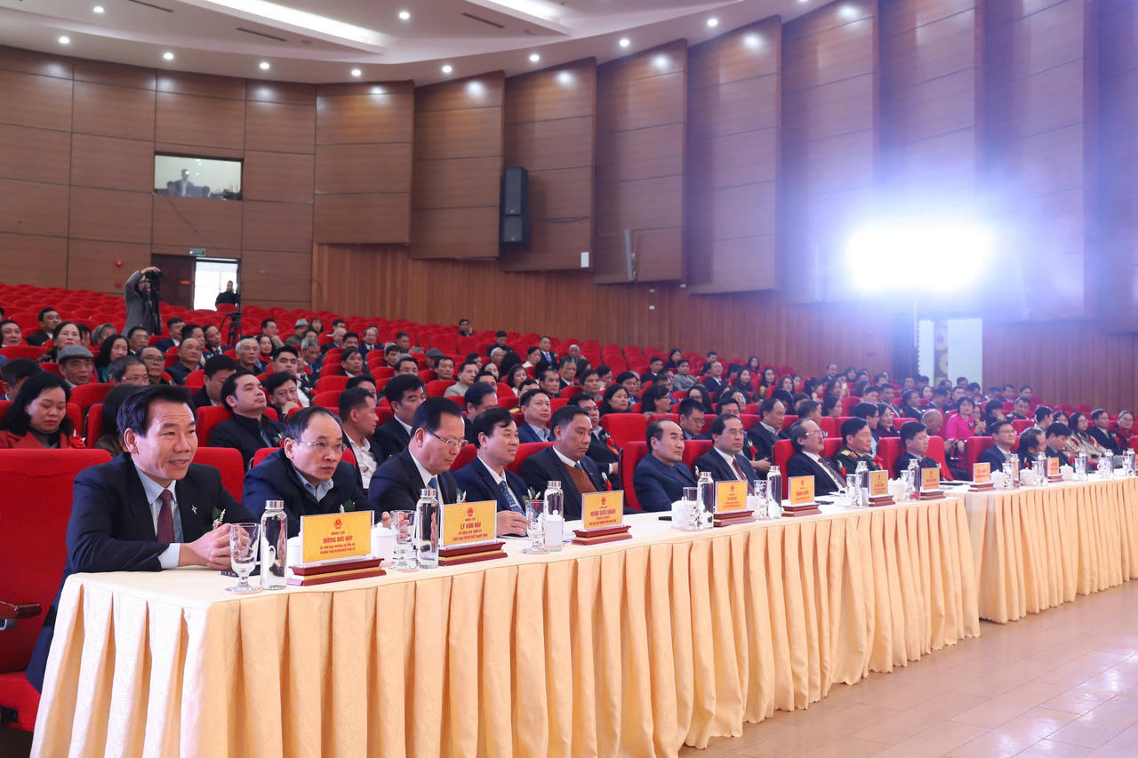 Ngành Y tế Lào Cai phấn đấu vươn lên, dẫn đầu các tỉnh vùng Tây Bắc