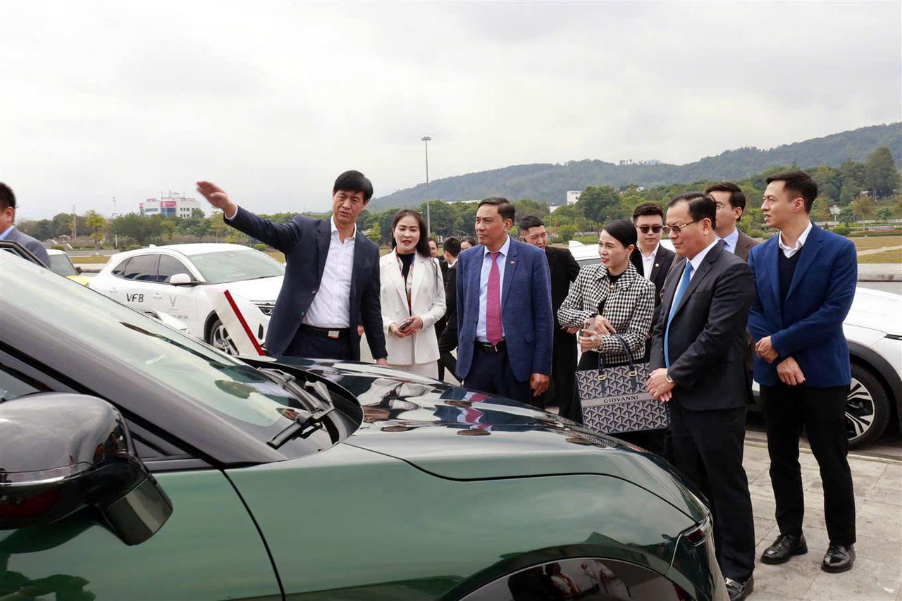 Lào Cai ký biên bản hợp tác với Tập đoàn Vingroup