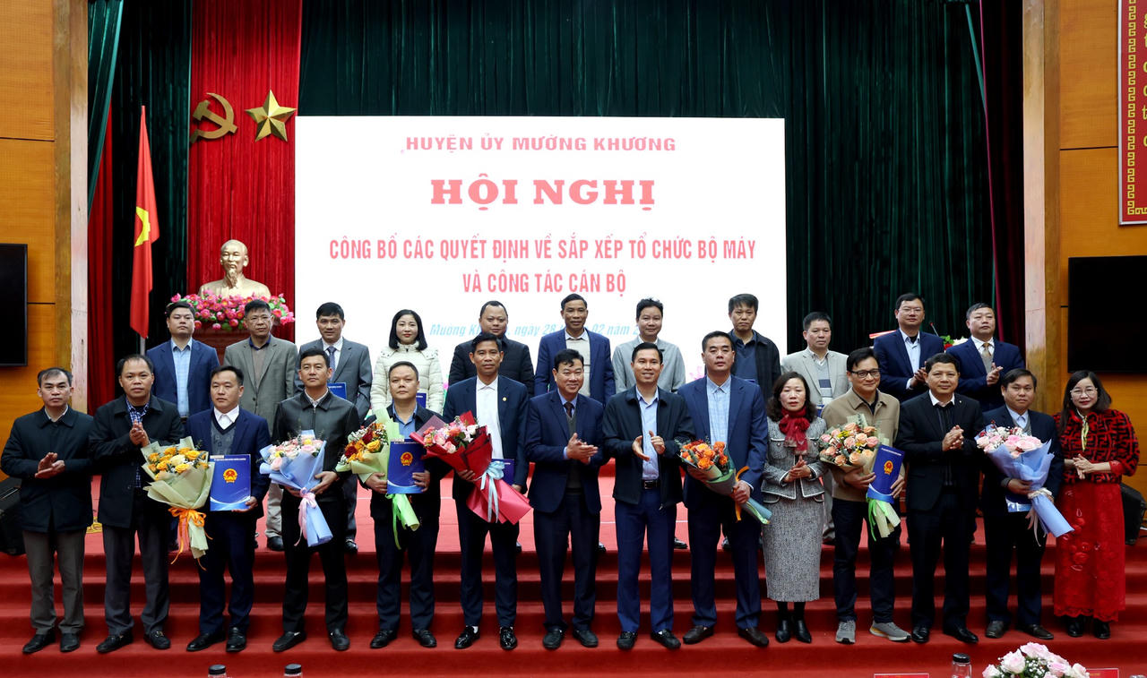 Lào Cai: Công bố các quyết định về sắp xếp bộ máy và tổ chức cán bộ