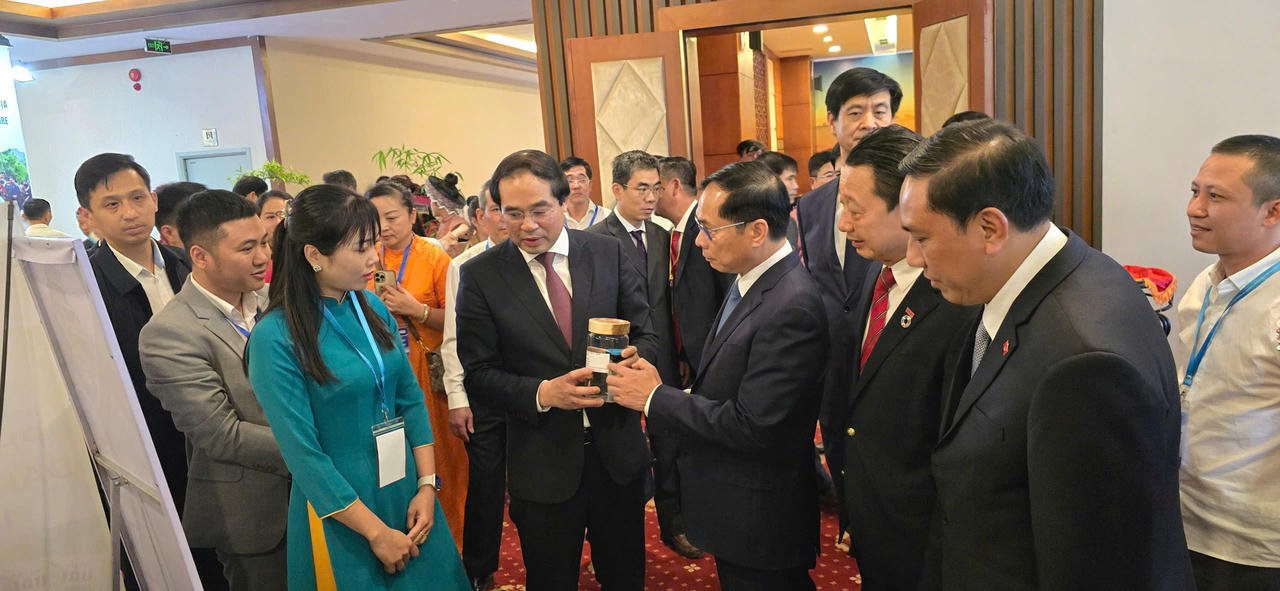 Lào Cai - Trung tâm kết nối giao thương kinh tế giữa Việt Nam và các nước ASEAN với vùng Tây Nam (Trung Quốc)