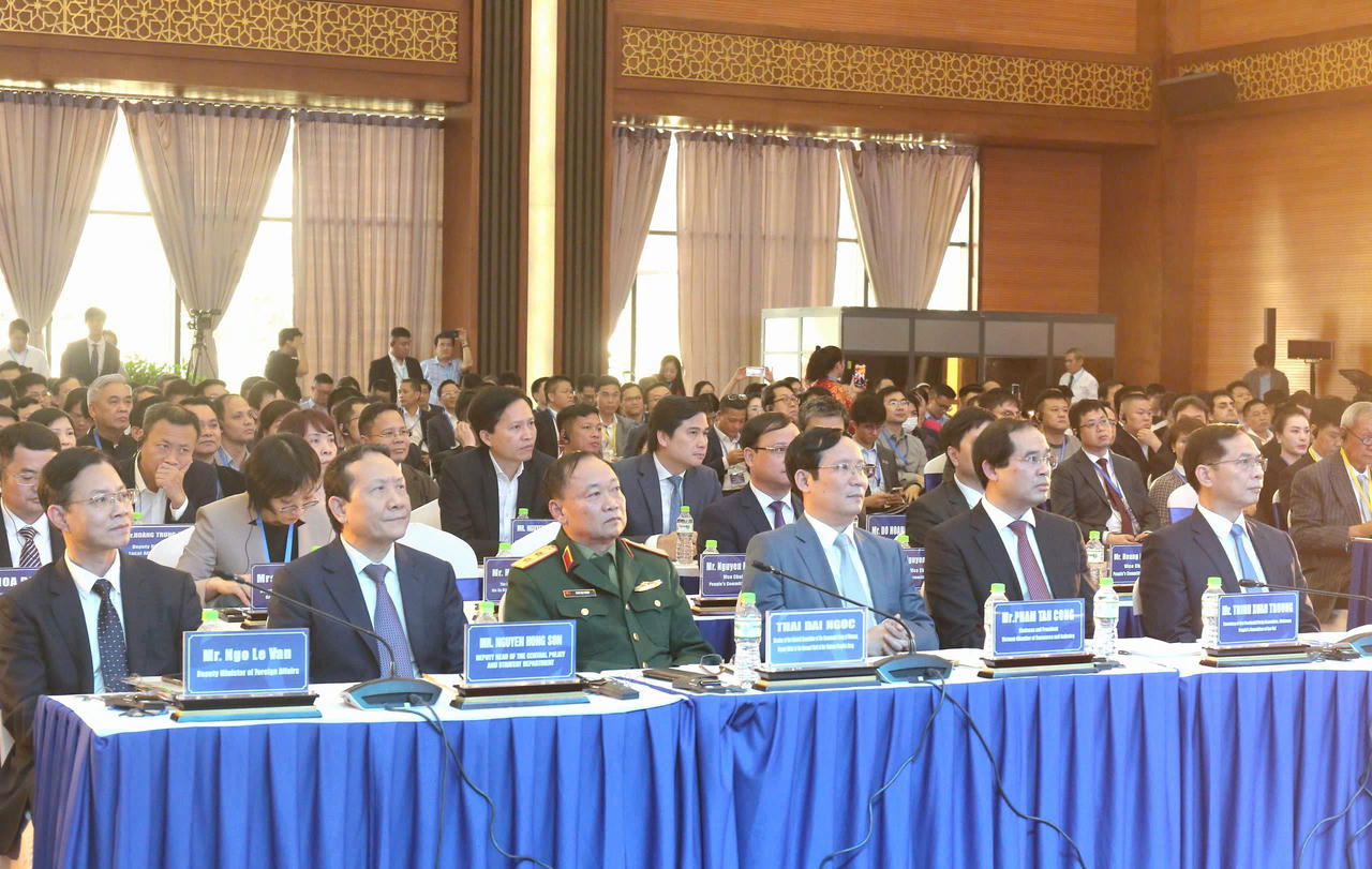 Lào Cai - Trung tâm kết nối giao thương kinh tế giữa Việt Nam và các nước ASEAN với vùng Tây Nam (Trung Quốc)