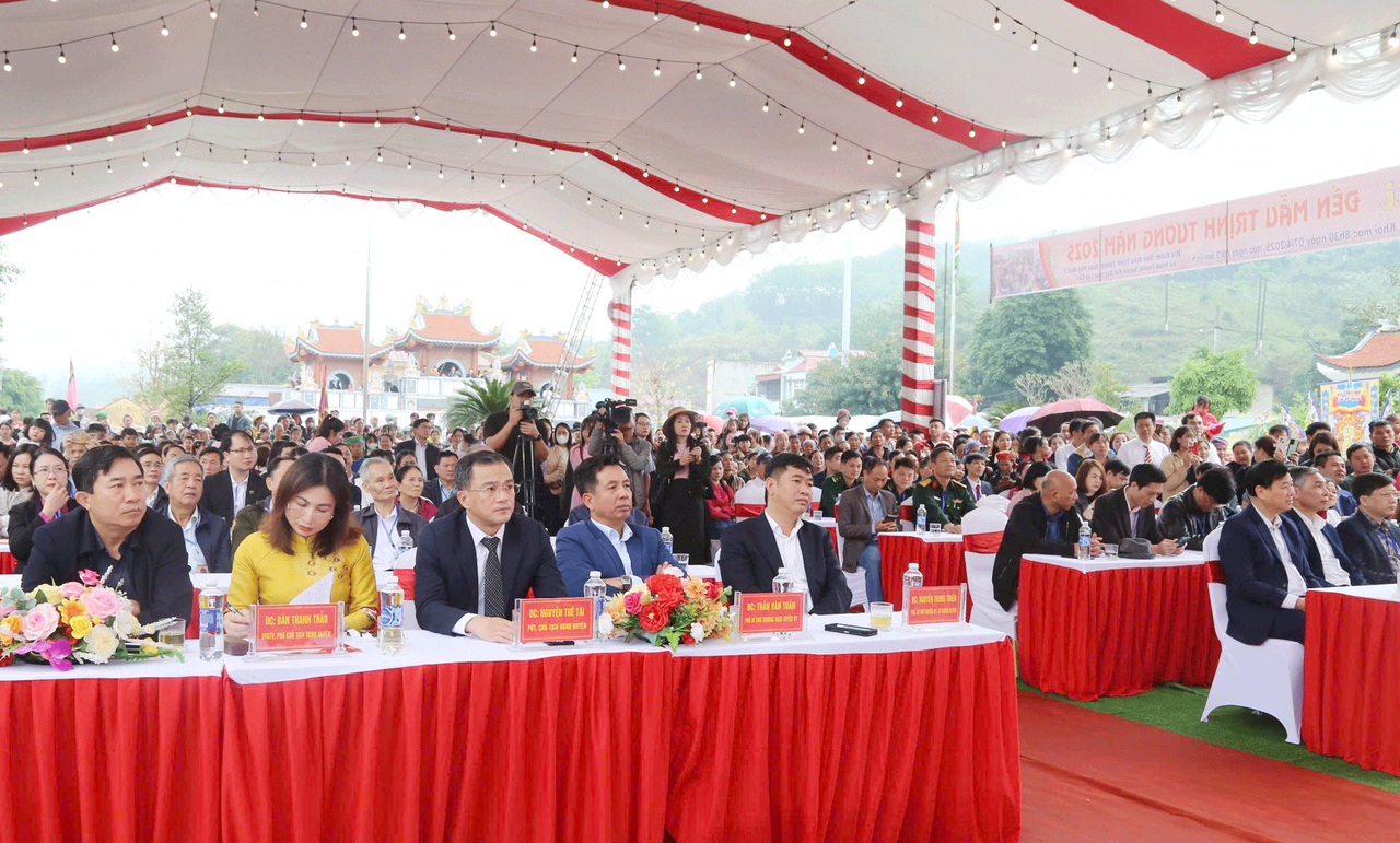 Khai hội đền Mẫu Trịnh Tường năm 2025