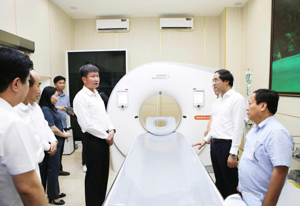 Lãnh đạo 2 tỉnh Lào Cai và Yên Bái thăm, khảo sát một số dự án, công trình