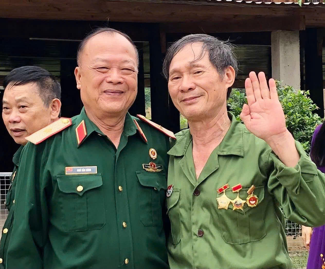 Lào Cai rực rỡ màu cờ Tổ quốc chào mừng 50 năm thống nhất đất nước