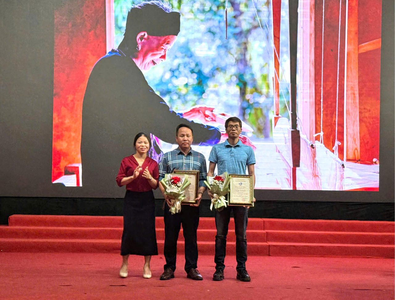 Phóng viên Báo Pháp luật Việt Nam đạt 2 giải cuộc thi ảnh 'Ảnh đẹp về huyện Bảo Thắng'