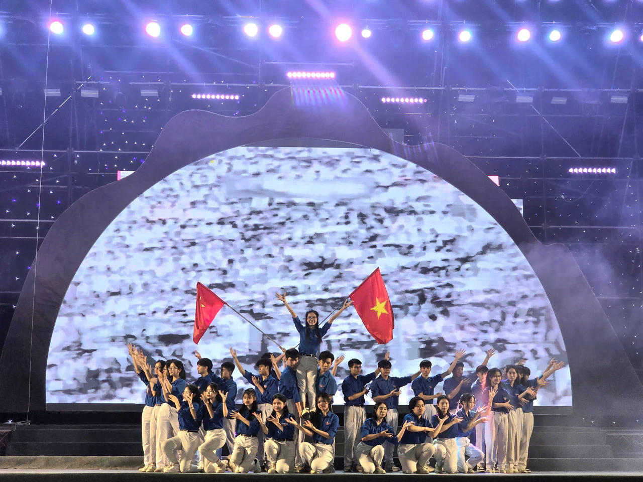 Ấn tượng Hội thi 'Vũ điệu mùa hè' năm 2025