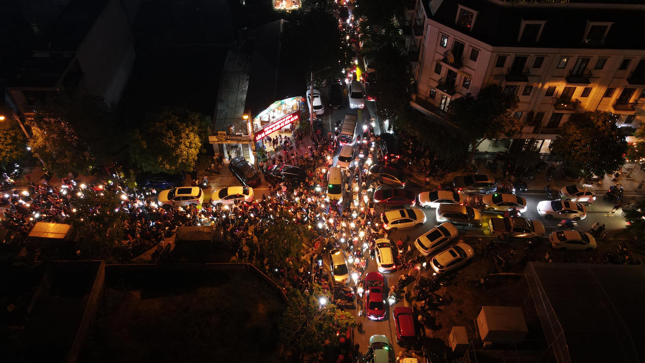 Hàng nghìn người tham dự đêm nhạc 'Mừng ngày hội non sông' tại Lào Cai