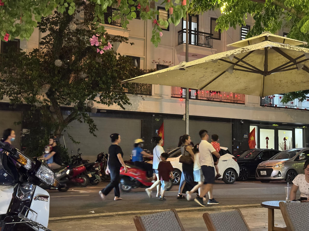 Hàng nghìn người tham dự đêm nhạc 'Mừng ngày hội non sông' tại Lào Cai