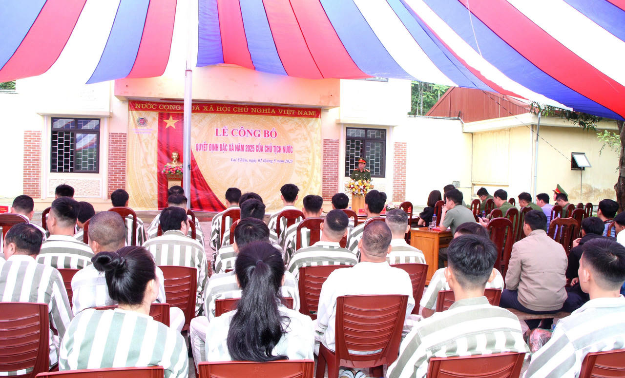 Các địa phương đồng loạt công bố quyết định đặc xá của Chủ tịch nước