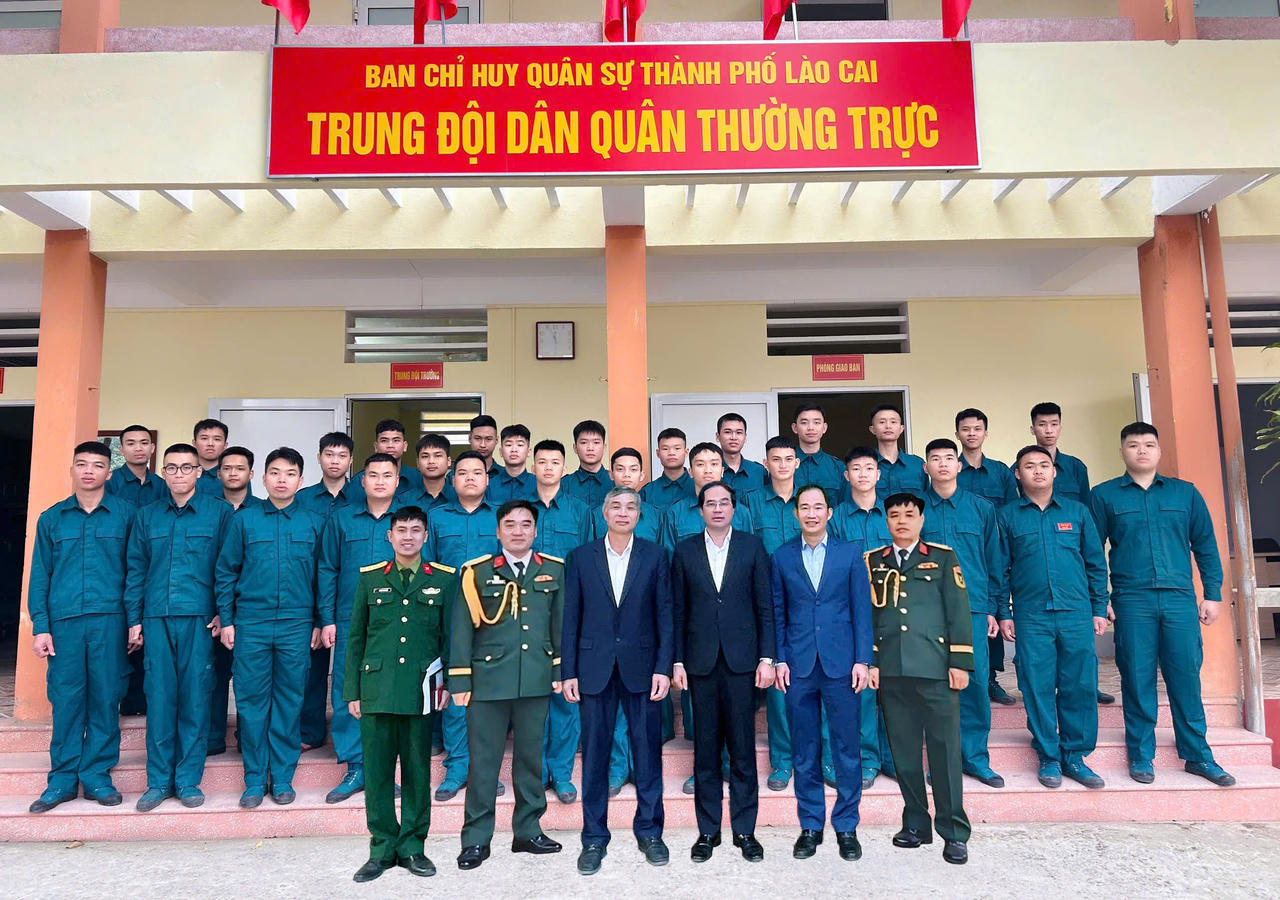 Trung đội dân quân thường trực thành phố Lào Cai sau hơn 4 tháng ra mắt